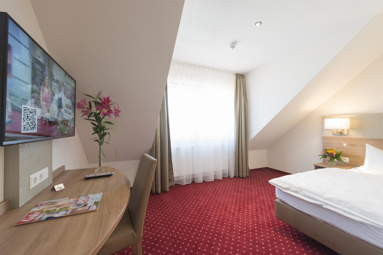 Hotel Restaurant Baeren อิสนี อิม อัลล์กอย ภายนอก รูปภาพ